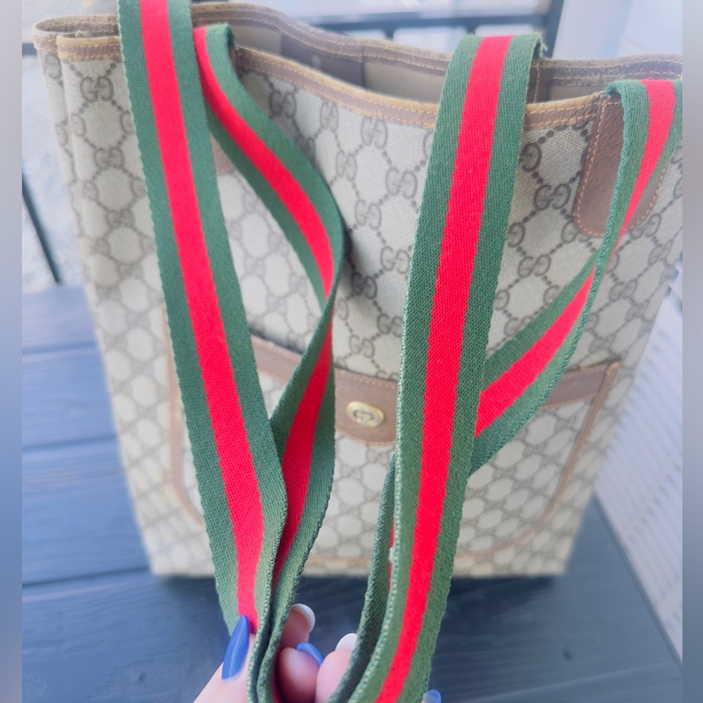 Gucci GG Supreme Sherry Line Tote Bag - Picture 9 of 15